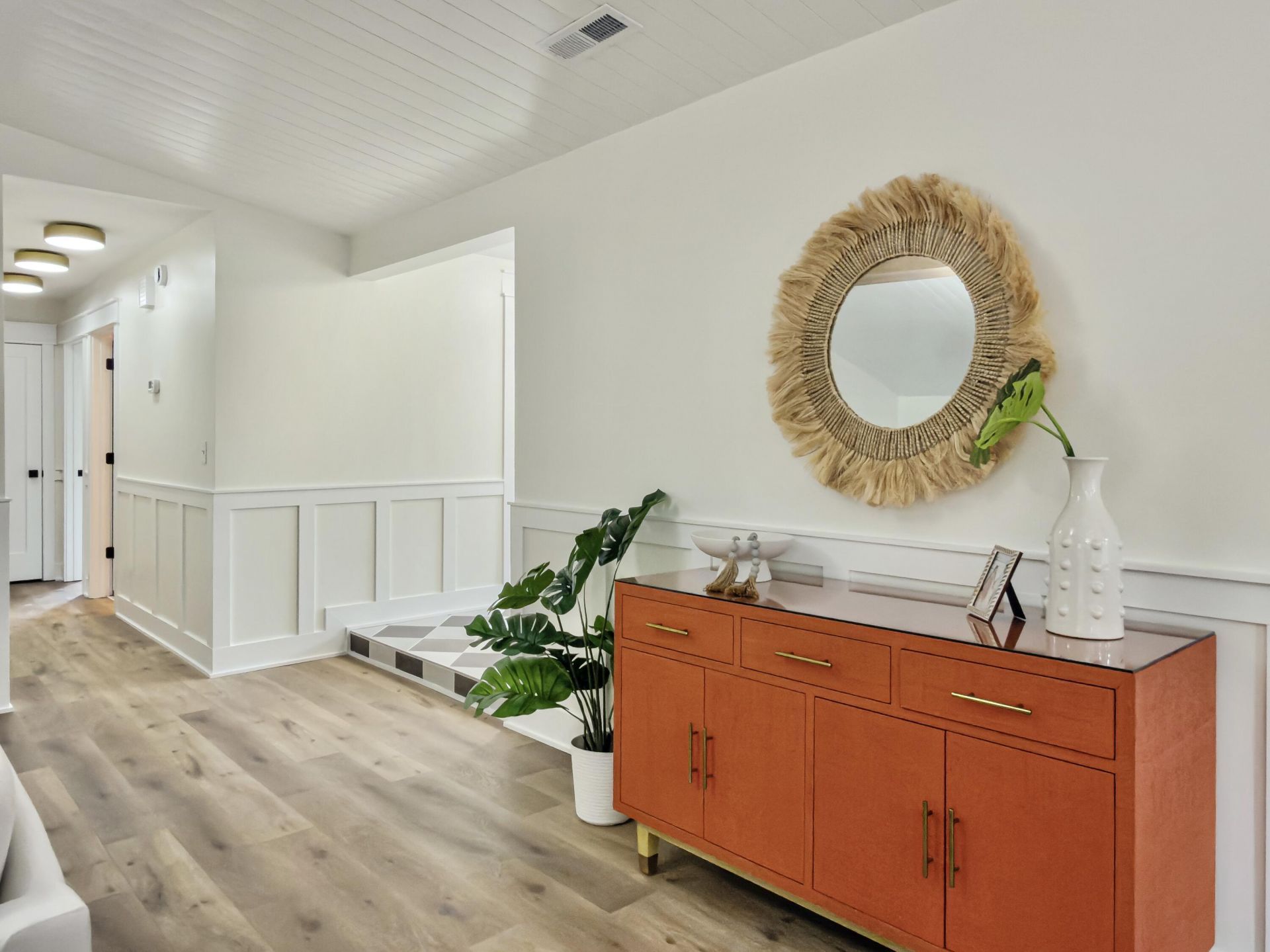 1129 Yorktown Court Photo 10