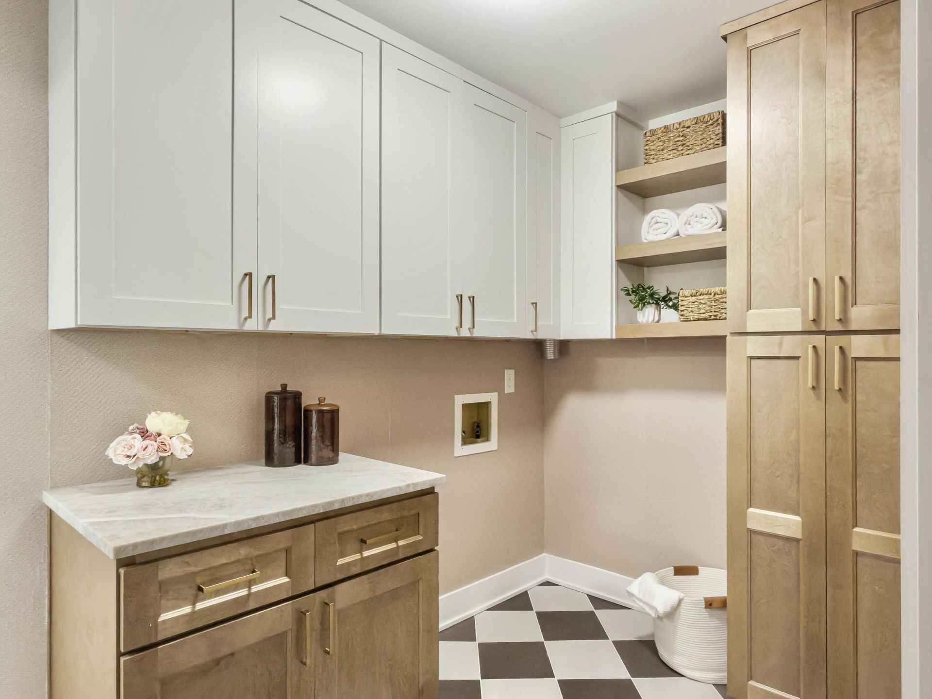 1129 Yorktown Court Photo 42