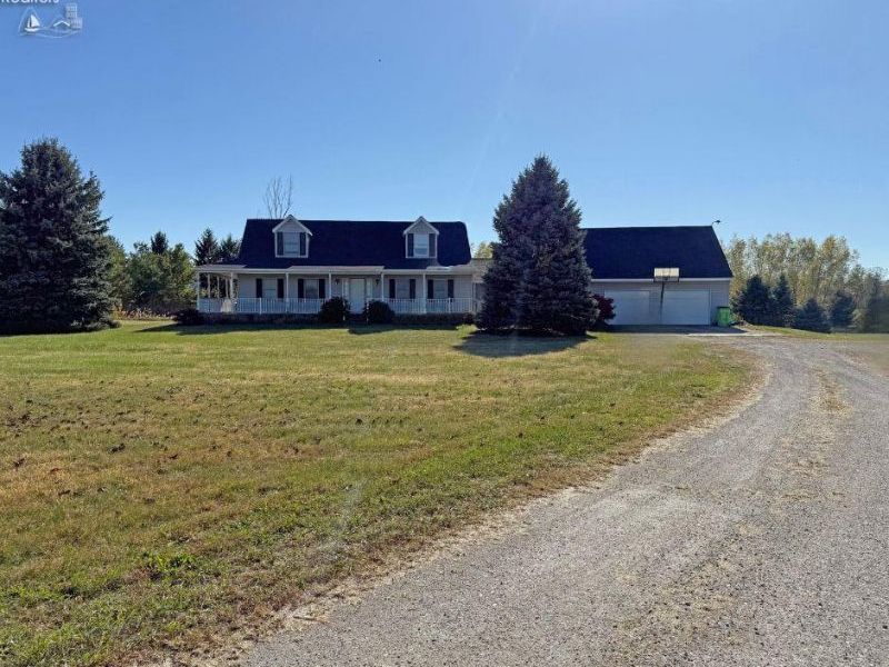 3166 N County Road 11, Tiffin, OH 44883 Photo 1