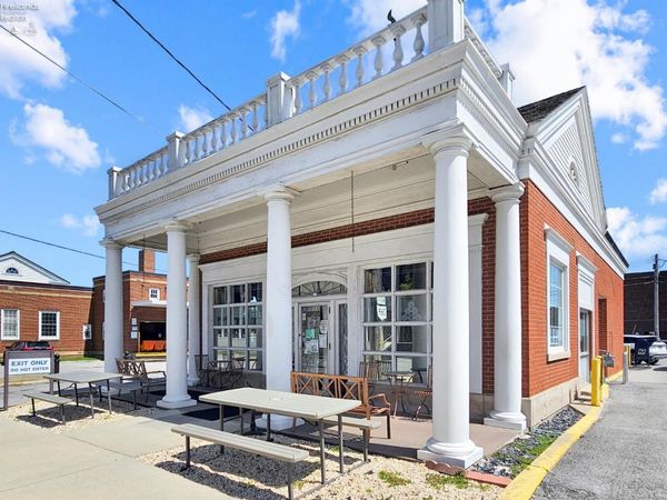114 N. Sandusky St., Bellevue, OH 44811