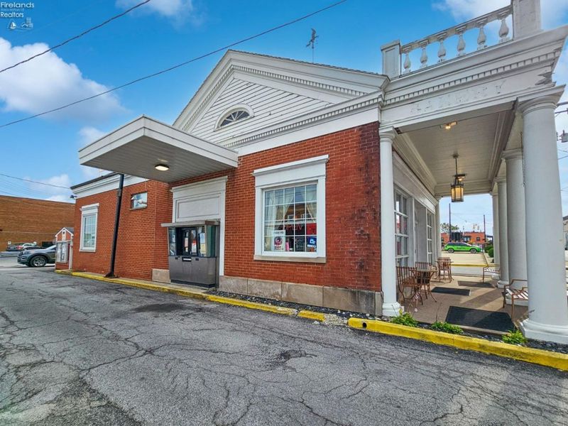 114 N. Sandusky St., Bellevue, OH 44811 Photo 8