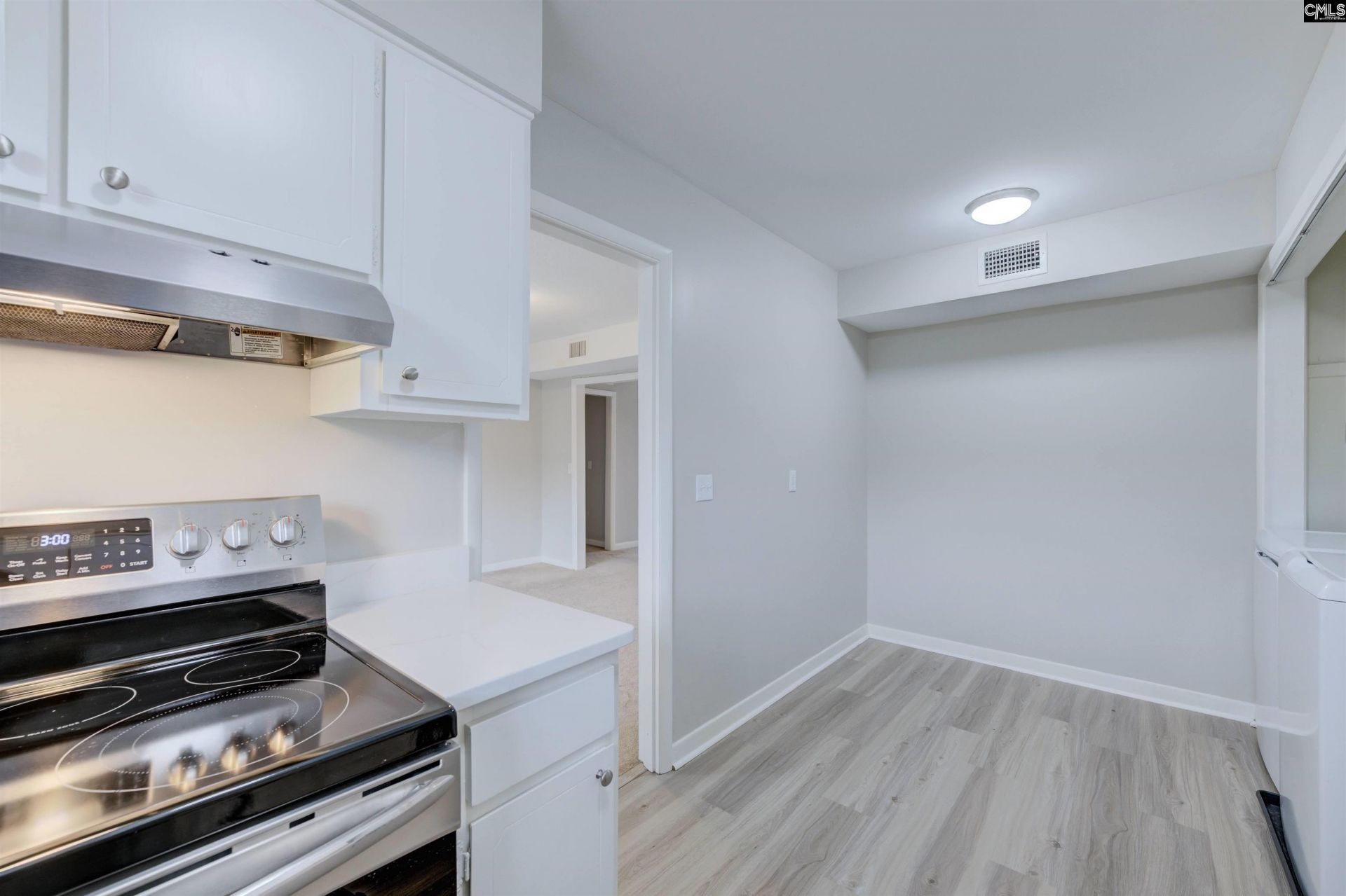 3600 Chateau Drive Photo 12