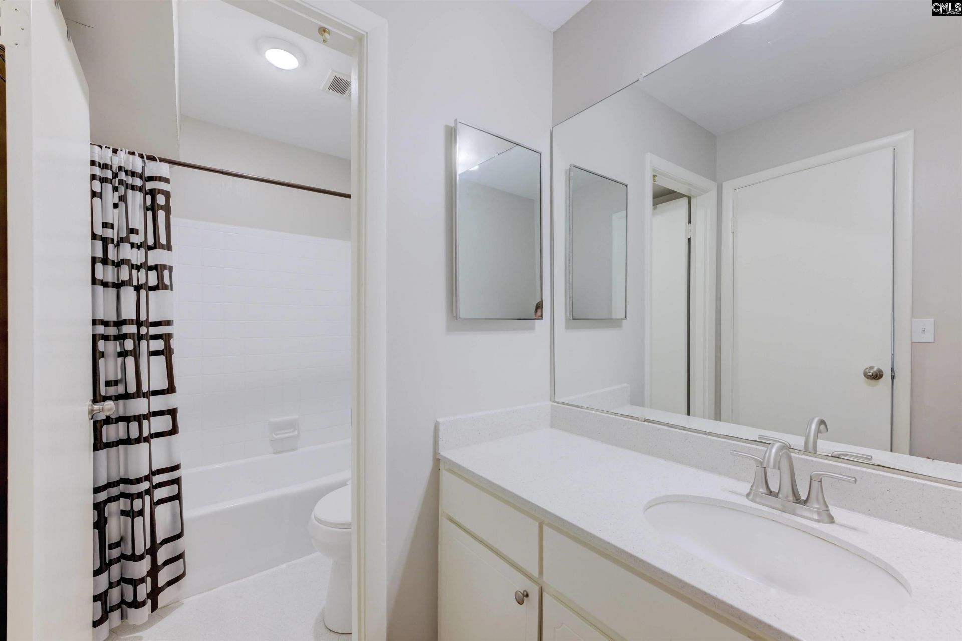 3600 Chateau Drive Photo 13