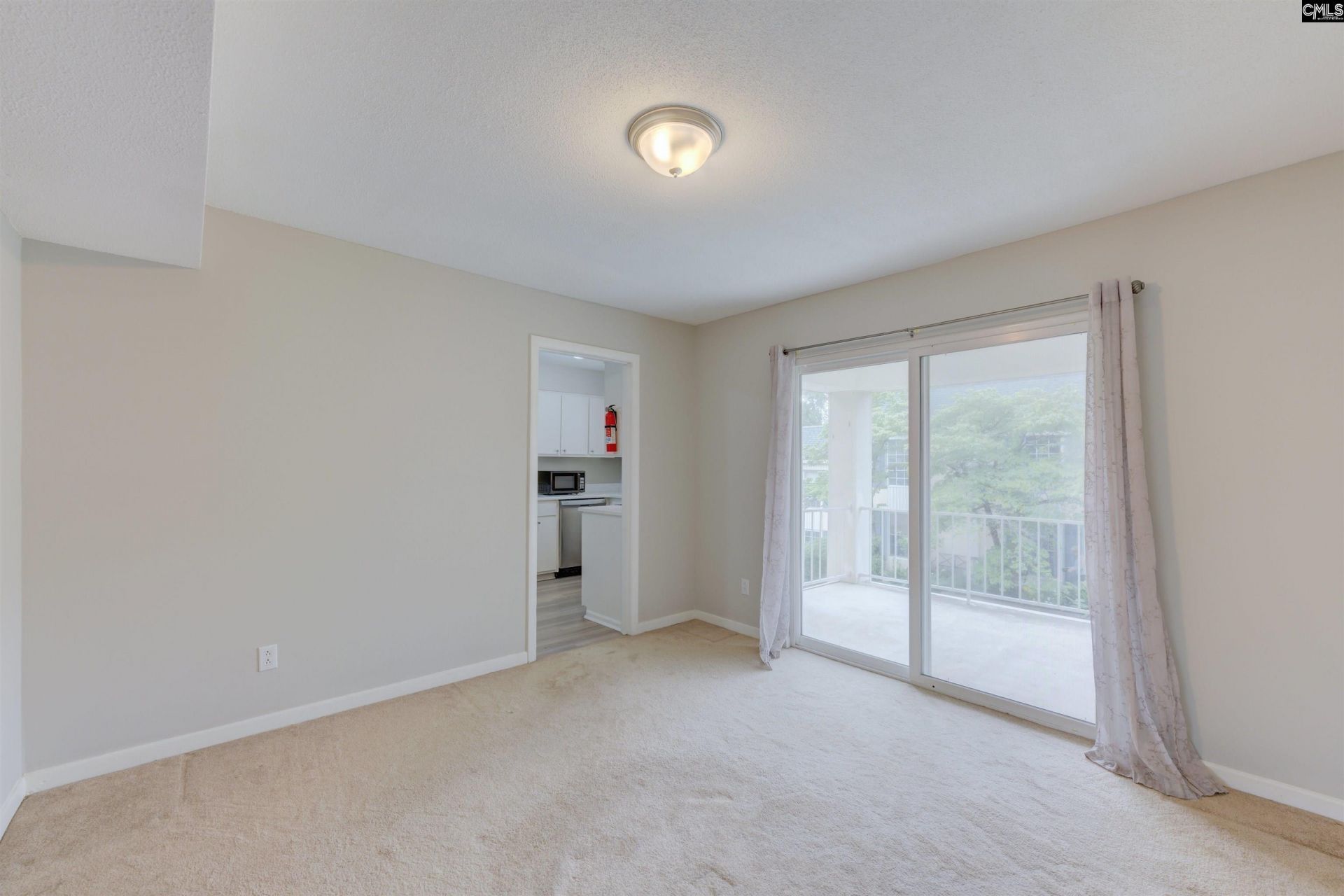 3600 Chateau Drive Photo 6