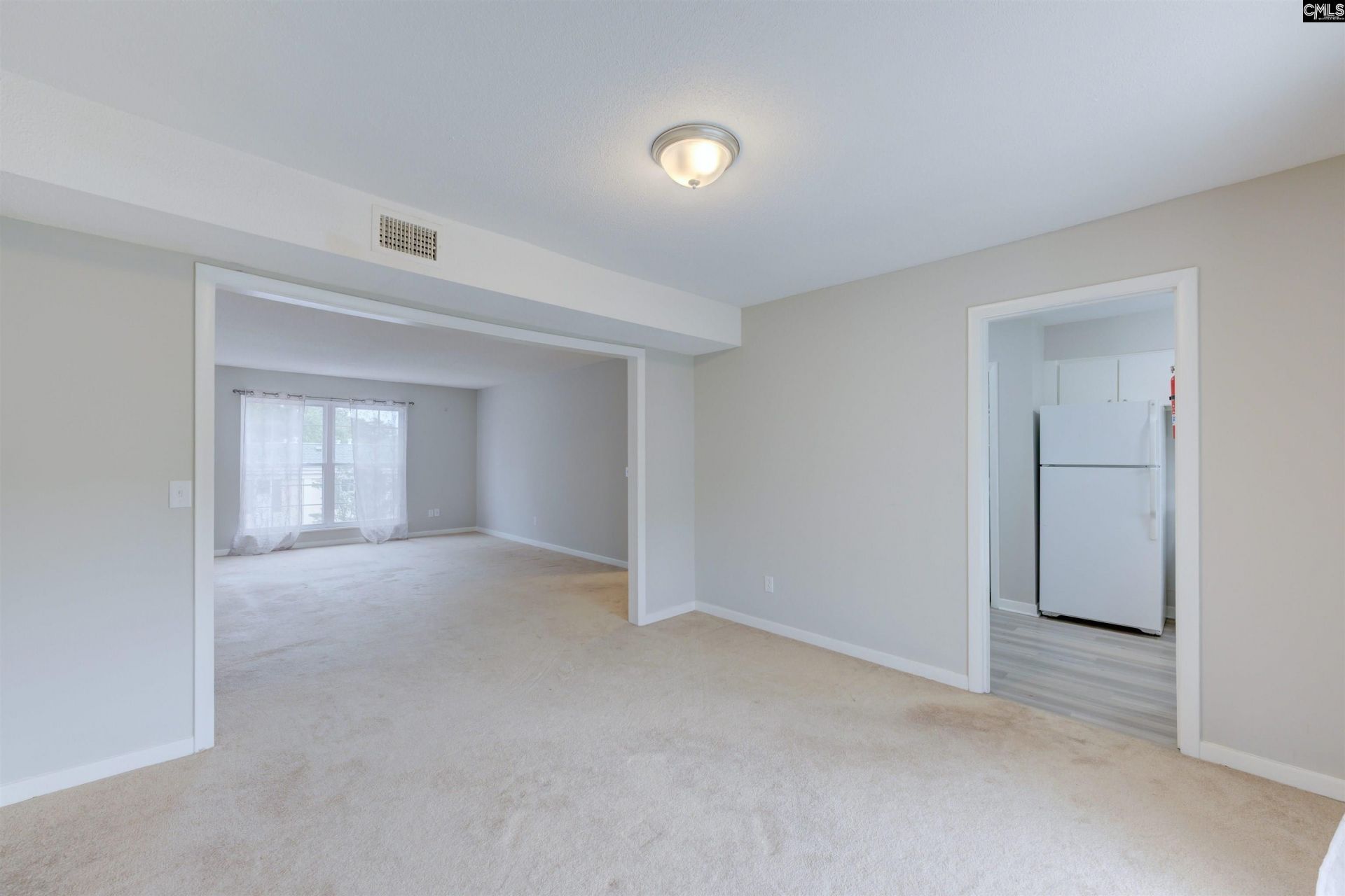 3600 Chateau Drive Photo 7