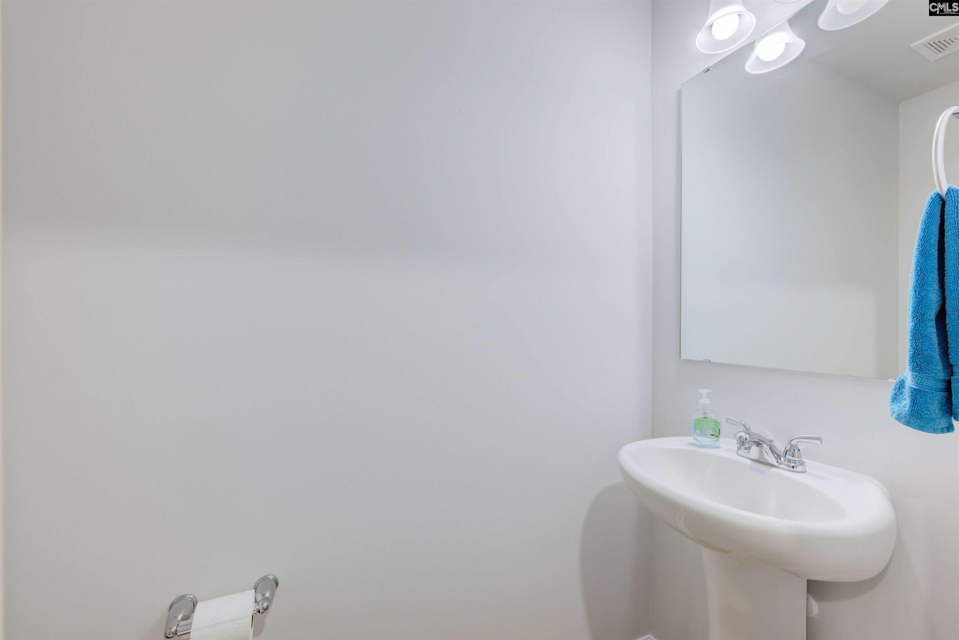 327 Reedmace Court  Photo 10