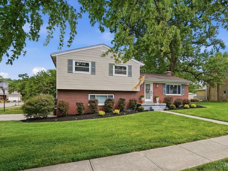 1838 Kingsway Court, Cincinnati, OH 45230 Photo 2