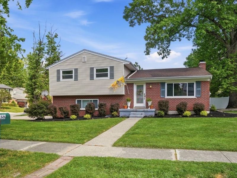 1838 Kingsway Court, Cincinnati, OH 45230 Photo 3