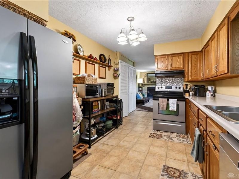 4200 Sugarcreek Drive, Bellbrook, OH 45305 Photo 11