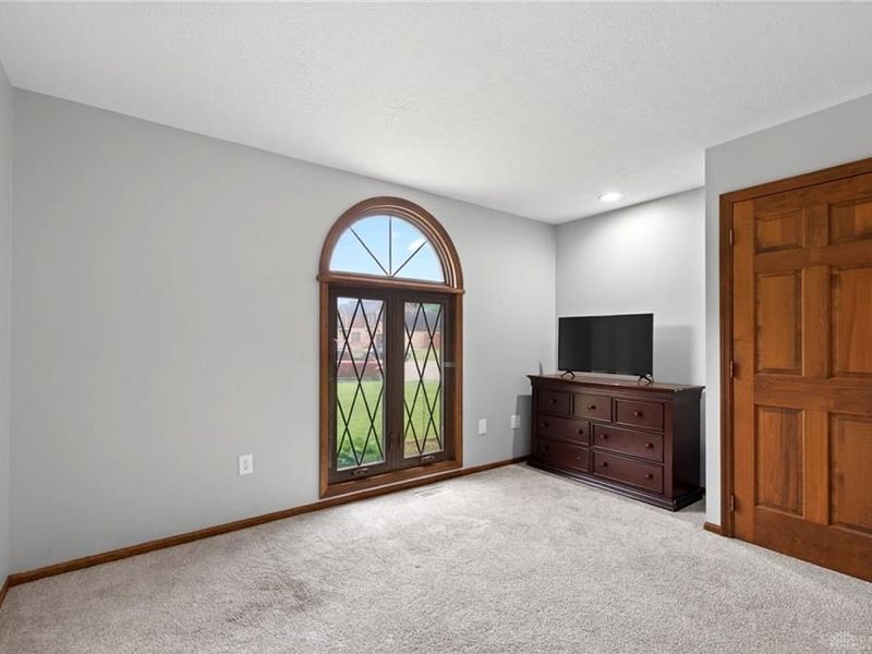 6870 Rosebud Way, Clayton, OH 45415 Photo 19