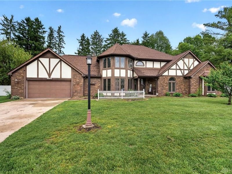 6870 Rosebud Way, Clayton, OH 45415 Photo 2