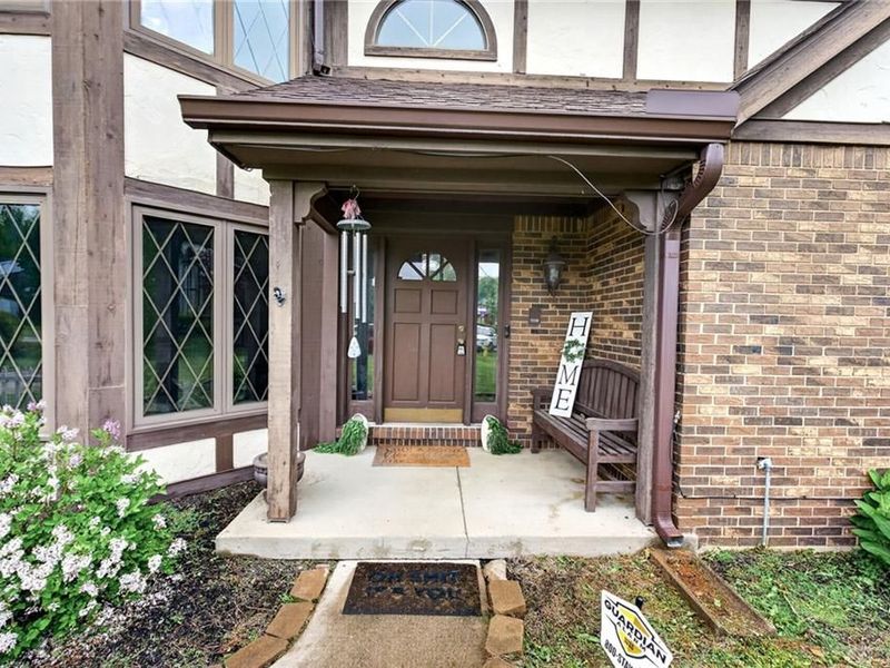 6870 Rosebud Way, Clayton, OH 45415 Photo 3