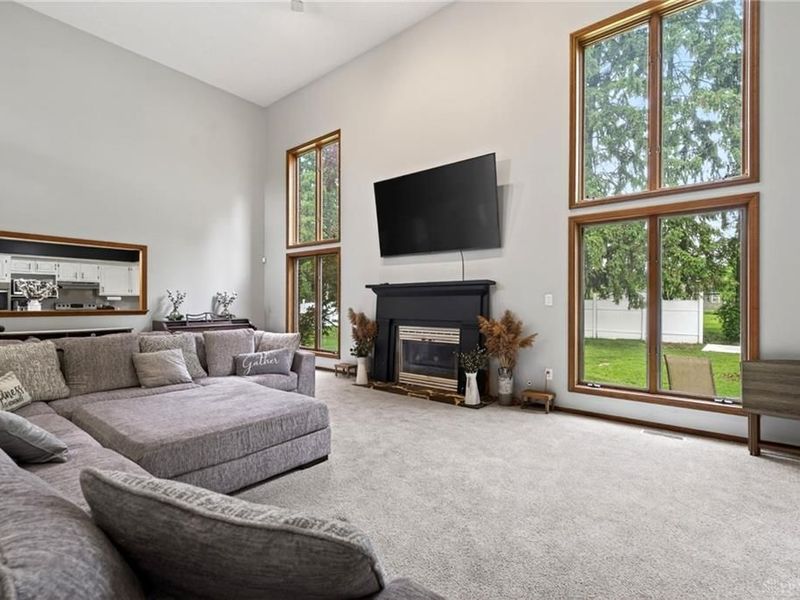 6870 Rosebud Way, Clayton, OH 45415 Photo 6