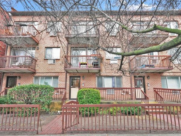 3111 30th Street , Astoria, NY 11106