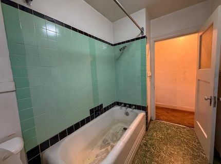 1356 83rd Ave, Oakland, CA 94621 Photo