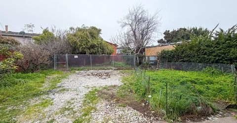1356 83rd Ave, Oakland, CA 94621 Photo