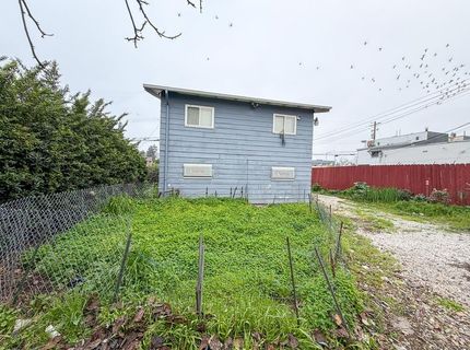 1356 83rd Ave, Oakland, CA 94621 Photo