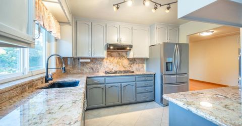 242 Montgomery Dr, Mokelumne Hill, CA 95245 Photo