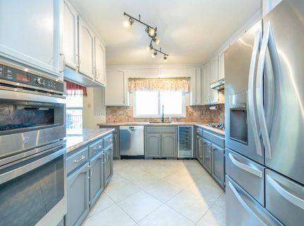 242 Montgomery Dr, Mokelumne Hill, CA 95245 Photo