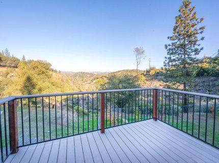 242 Montgomery Dr, Mokelumne Hill, CA 95245 Photo