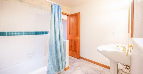242 Montgomery Dr, Mokelumne Hill, CA 95245 Photo