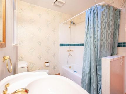 242 Montgomery Dr, Mokelumne Hill, CA 95245 Photo