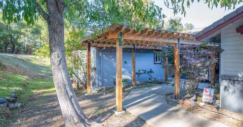242 Montgomery Dr, Mokelumne Hill, CA 95245 Photo