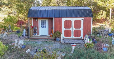 242 Montgomery Dr, Mokelumne Hill, CA 95245 Photo