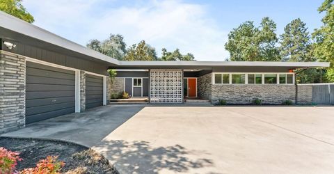 4935 Fair Oaks Blvd, Carmichael, CA 95608 Photo