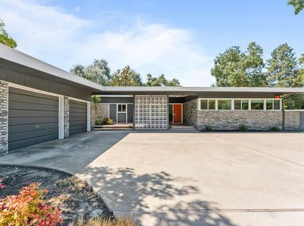 4935 Fair Oaks Blvd, Carmichael, CA 95608 Photo