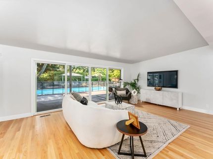 4935 Fair Oaks Blvd, Carmichael, CA 95608 Photo