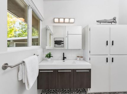 4935 Fair Oaks Blvd, Carmichael, CA 95608 Photo