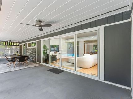 4935 Fair Oaks Blvd, Carmichael, CA 95608 Photo