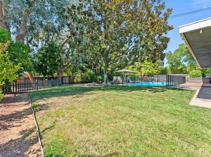 4935 Fair Oaks Blvd, Carmichael, CA 95608 Photo