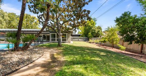 4935 Fair Oaks Blvd, Carmichael, CA 95608 Photo