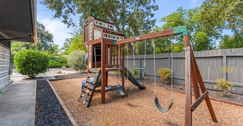 4935 Fair Oaks Blvd, Carmichael, CA 95608 Photo