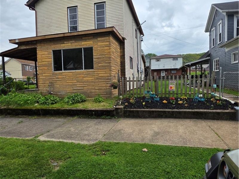 804 Broadway Avenue, Wellsville, OH 43968 Photo 2