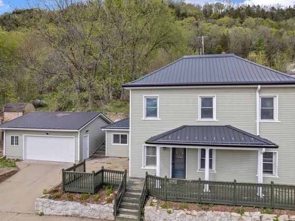 476 Main STREET, Fountain City, WI 54629