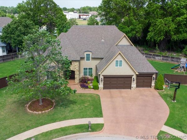 9475 E 106th Street S, Bixby, OK 74133