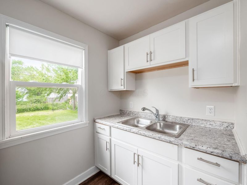 2285 Atwood Terrace , Columbus, OH 43211 Photo 11