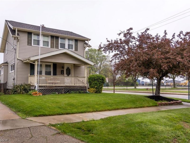 543 6th Street, Fairport Harbor, OH 44077 Photo 3