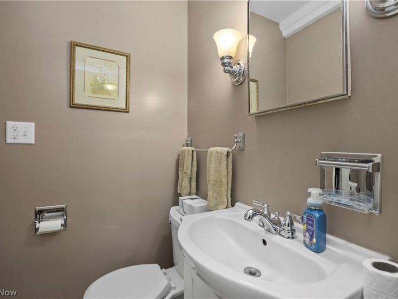 304 Cedar Brook Lane, Sandusky, OH 44870 Photo 12