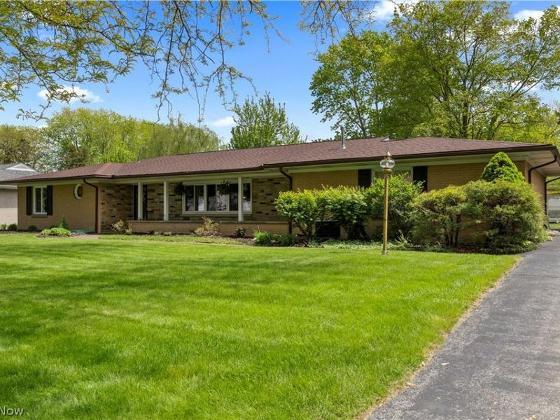 304 Cedar Brook Lane, Sandusky, OH 44870 Photo 2