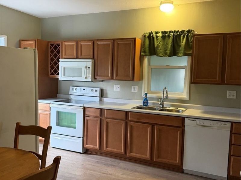 9389 Maple Avenue SE, East Sparta, OH 44626 Photo 3