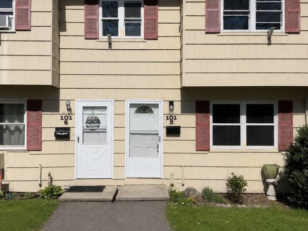 101 Ridge, Unit 5, Naugatuck, CT 06770