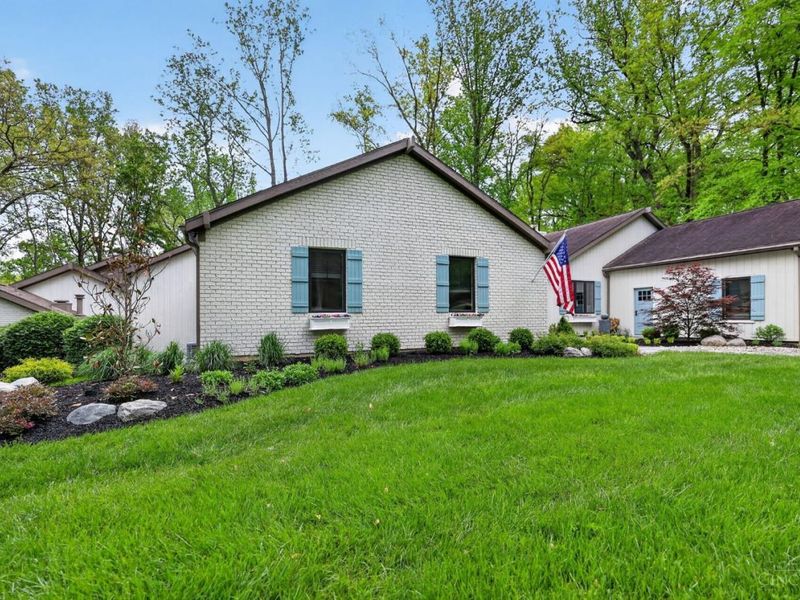 10552 Tanagerhills Drive, Symmes Township, OH 45249 Photo 1