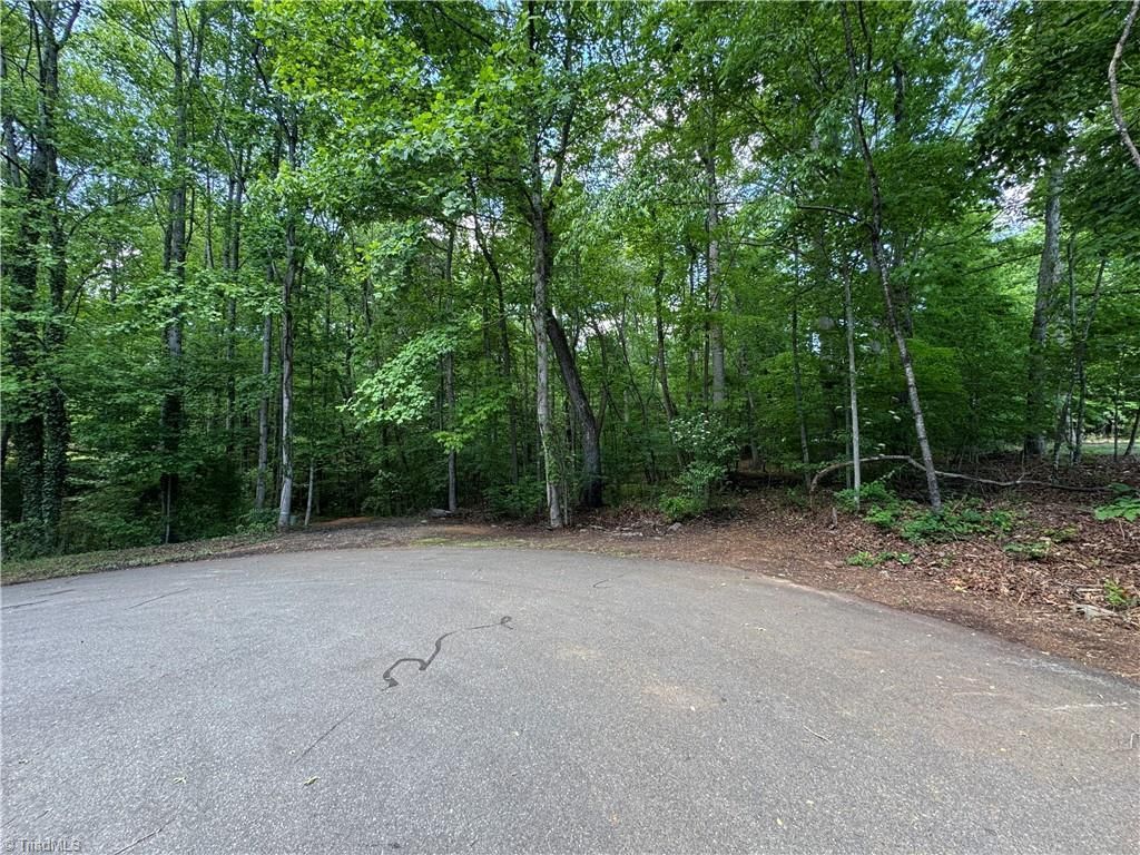 5504 Folkstone Road, Pfafftown, NC 27040 Main Photo