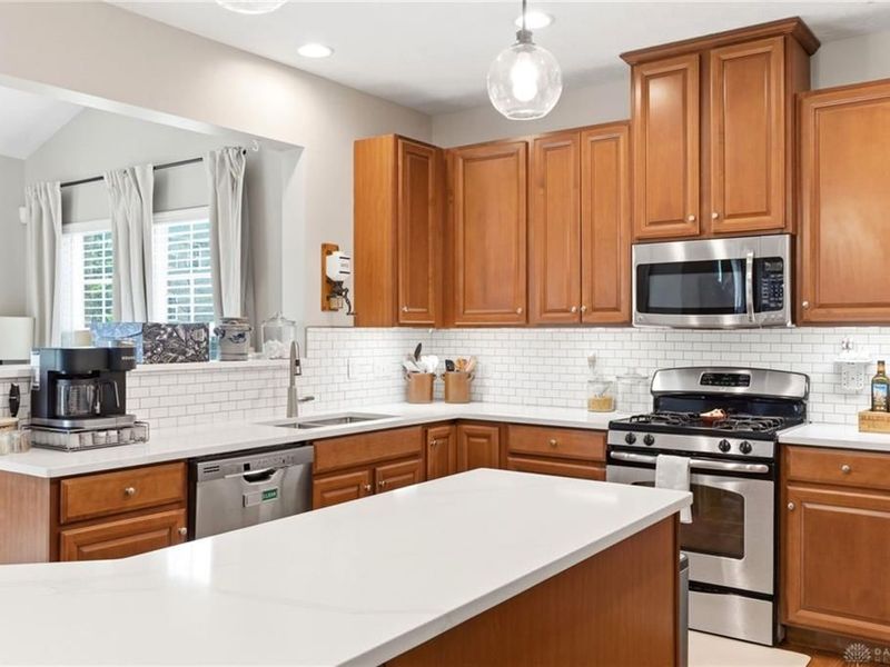 10215 Morgan Grey Court, Washington Township, OH 45458 Photo 14
