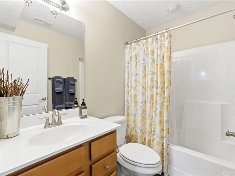 10215 Morgan Grey Court, Washington Township, OH 45458 Photo 51