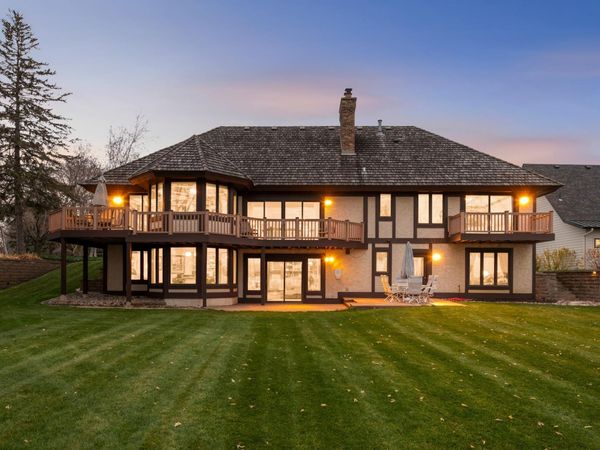15283 Edgewater Circle NE, Prior Lake, MN 55372